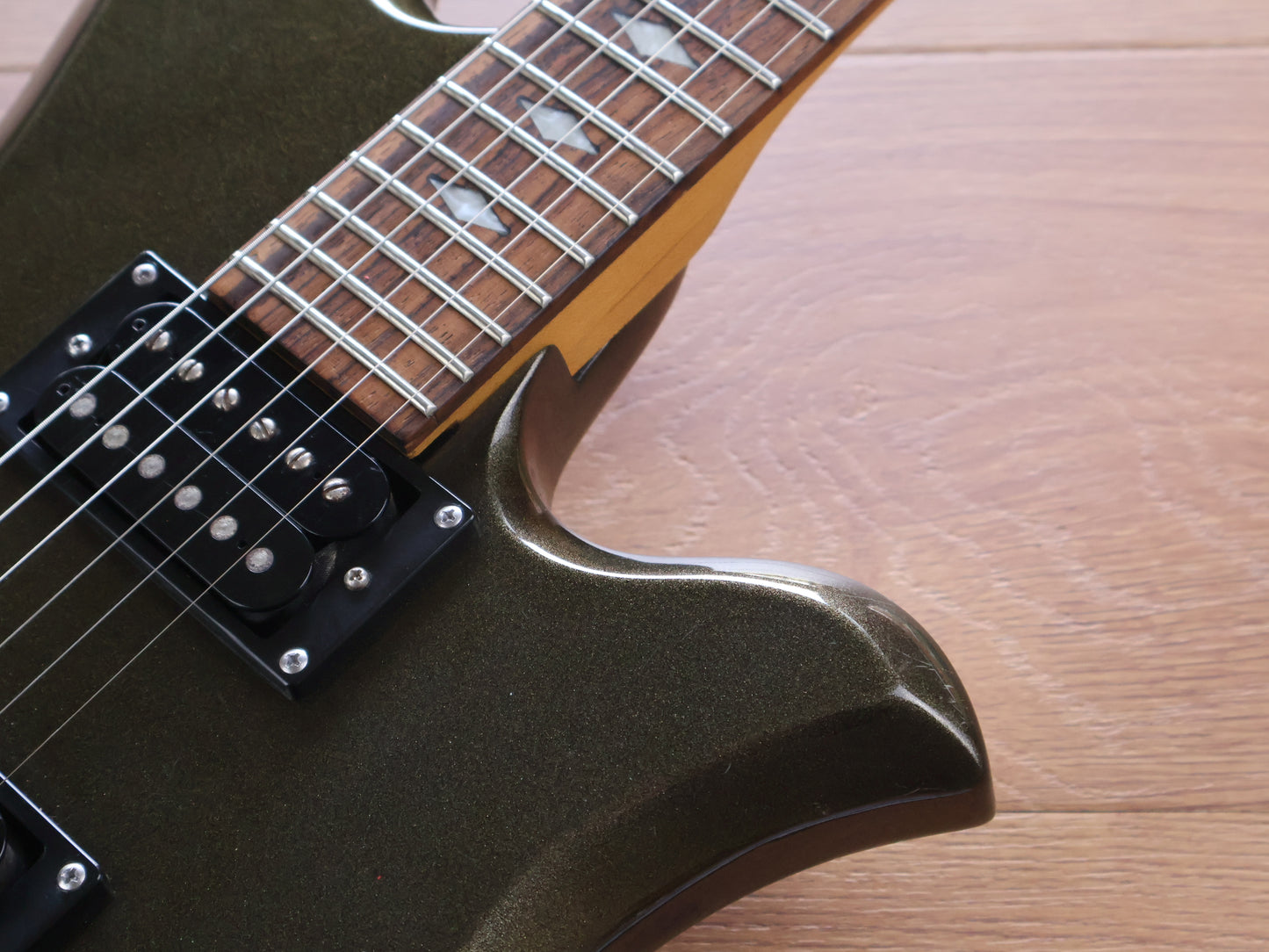 2000's BC Rich Eagle (Black/Gold Metallic)