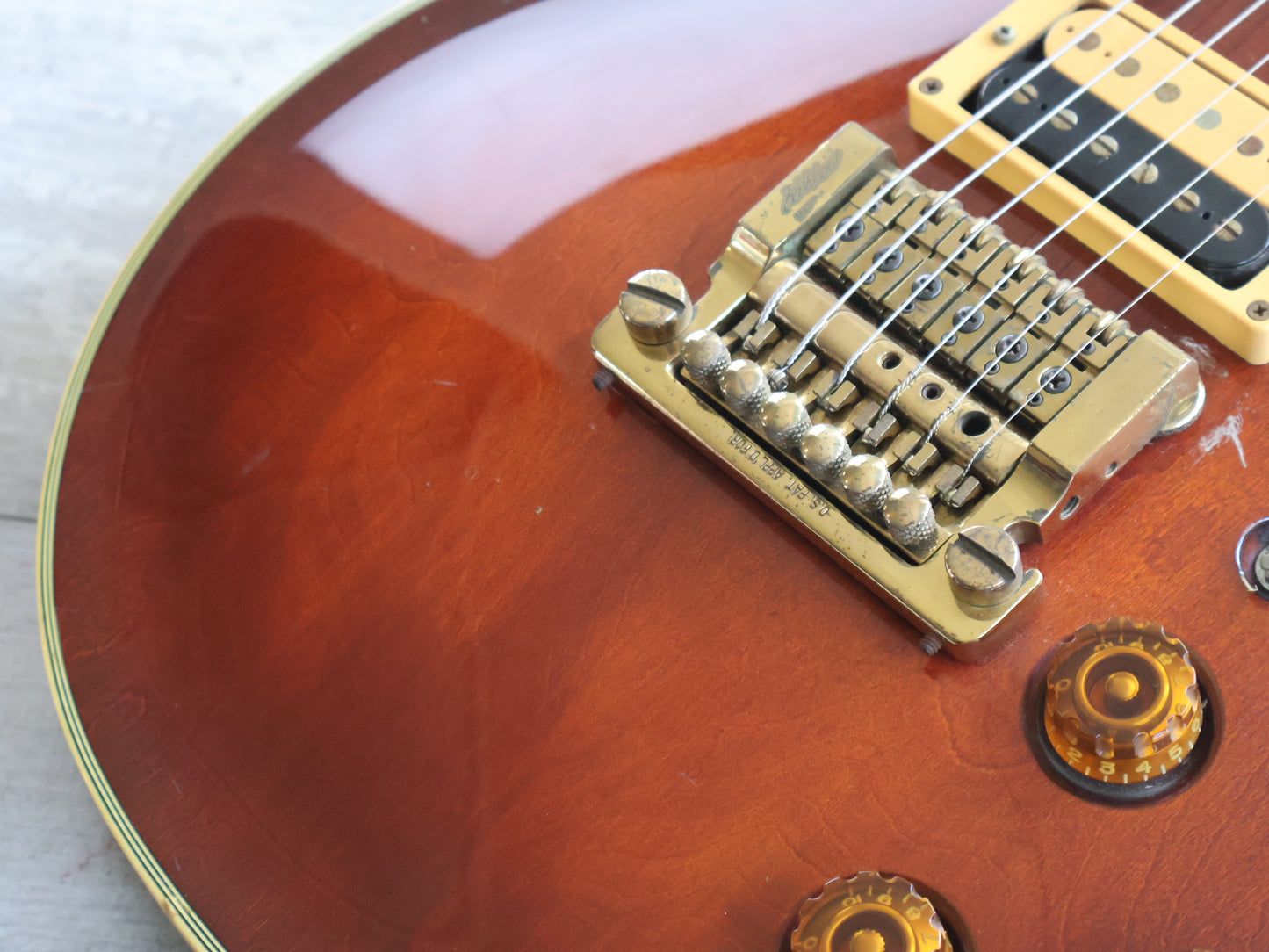 1983 Aria Pro II (Matsumoku) PE-R80KV Single Cutaway w/Kahler (Antique Brown)