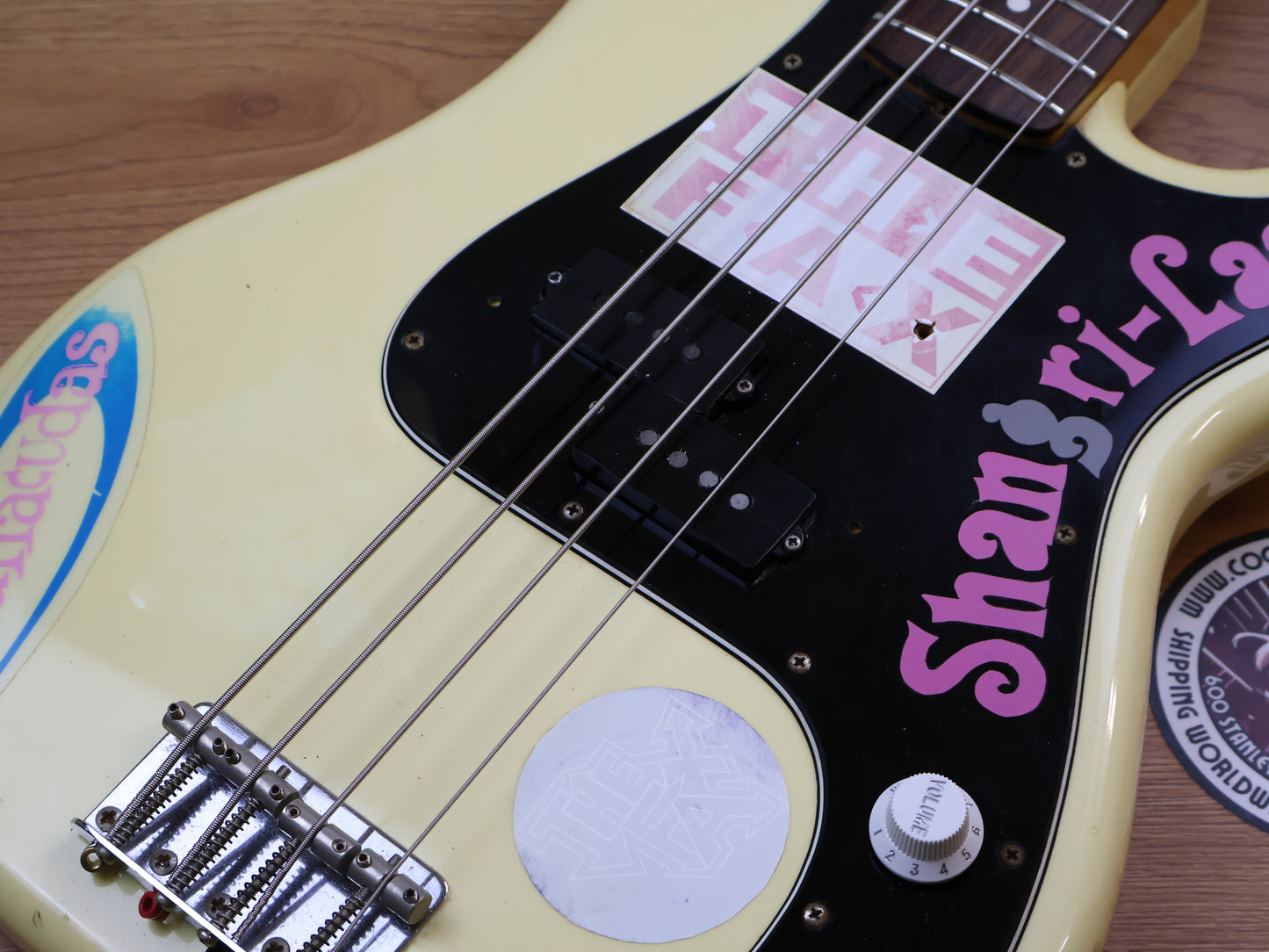 1993 Fender Japan PB70-75 '70 Reissue Precision Bass (Aged Vintage White)