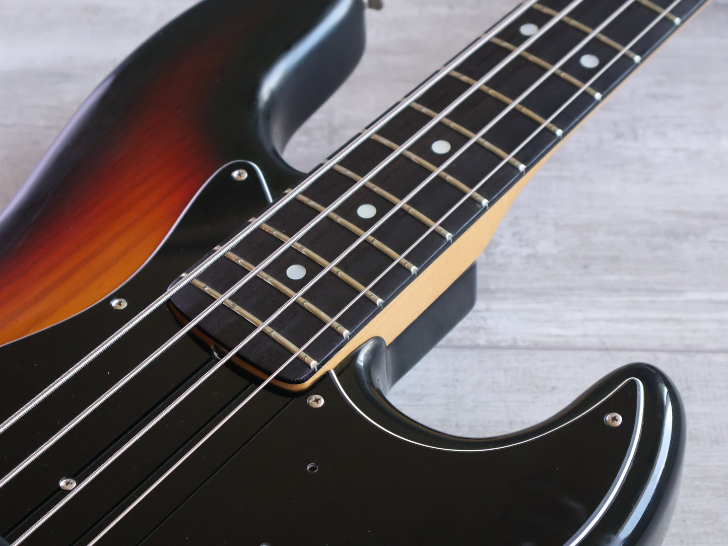 1980's ESP Japan '60's Reissue Jazz Bass (Sunburst)