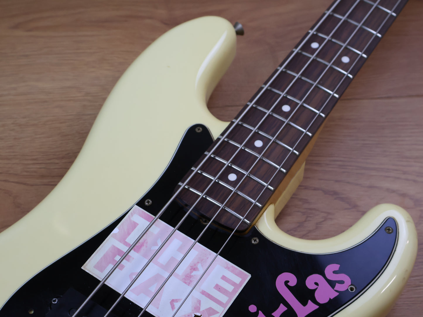 1993 Fender Japan PB70-75 '70 Reissue Precision Bass (Aged Vintage White)