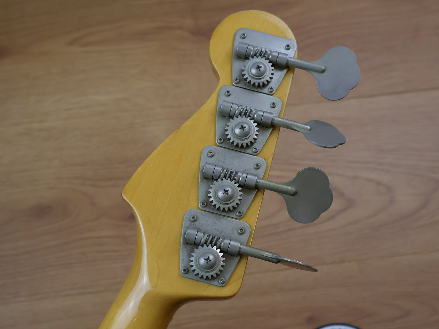 1993 Fender Japan PB70-75 '70 Reissue Precision Bass (Aged Vintage White)