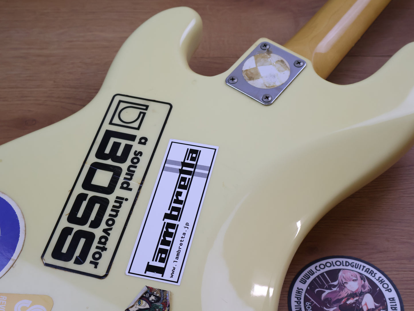 1993 Fender Japan PB70-75 '70 Reissue Precision Bass (Aged Vintage White)