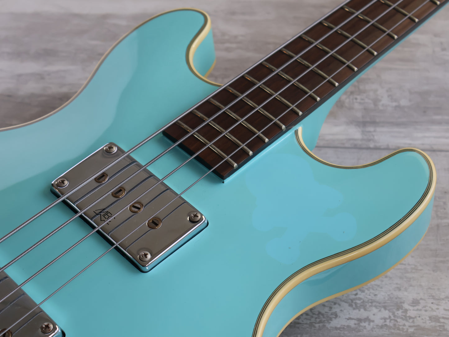 Warwick Rockbass Star Hollowbody Bass (Daphne Blue)