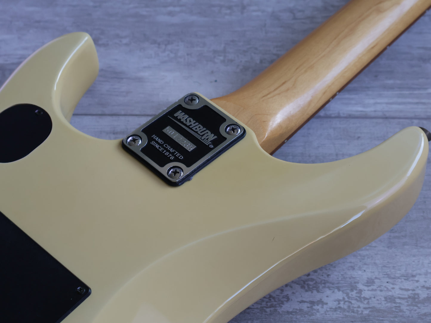 Washburn Nuno Bettencourt N1 (Vintage White)