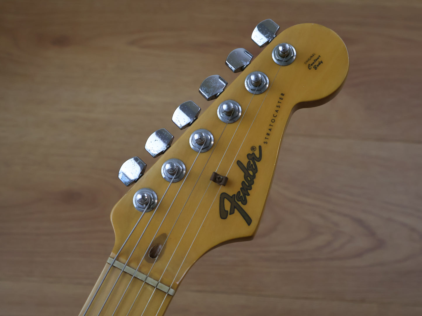 1989 Fender Japan ST650-SPL Special Edition Stratocaster (Arctic White)
