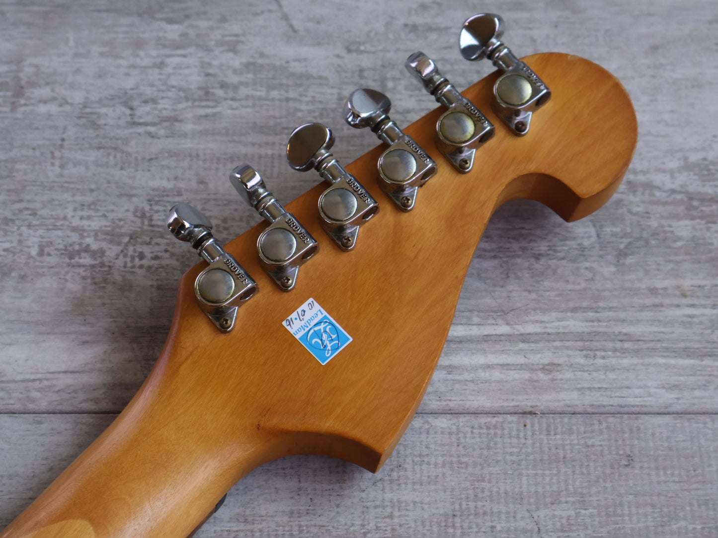 Washburn Nuno Bettencourt N1 (Vintage White)