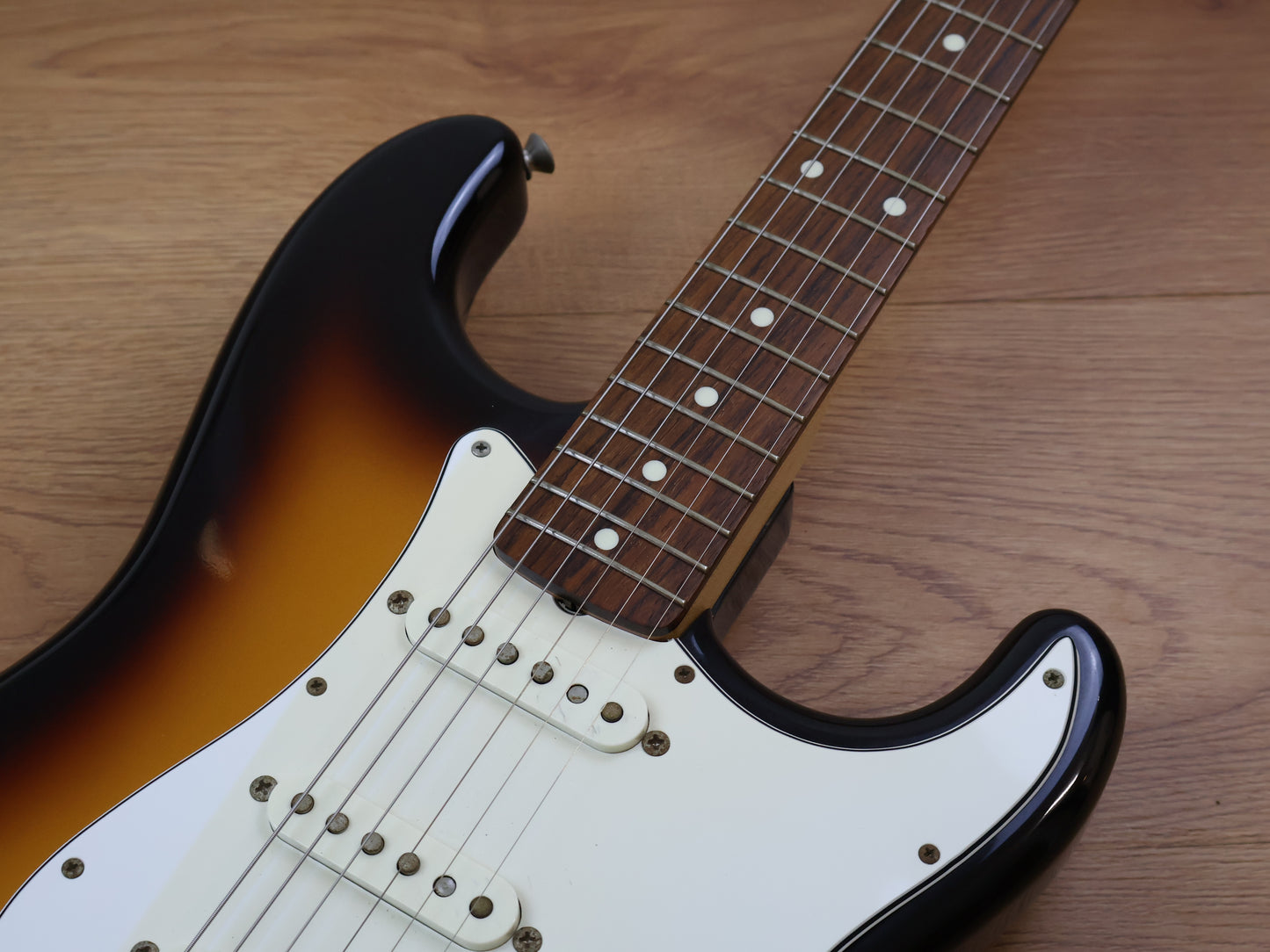 1999 Fender Japan ST-STD Standard Stratocaster (Sunburst)