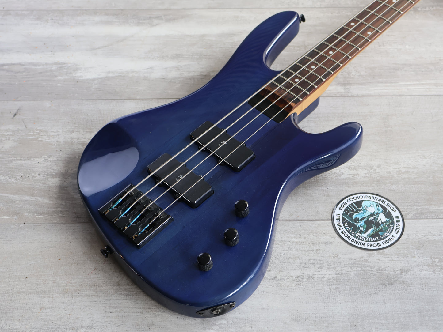 Washburn XB120 Bamtam Series Bass (Blue)