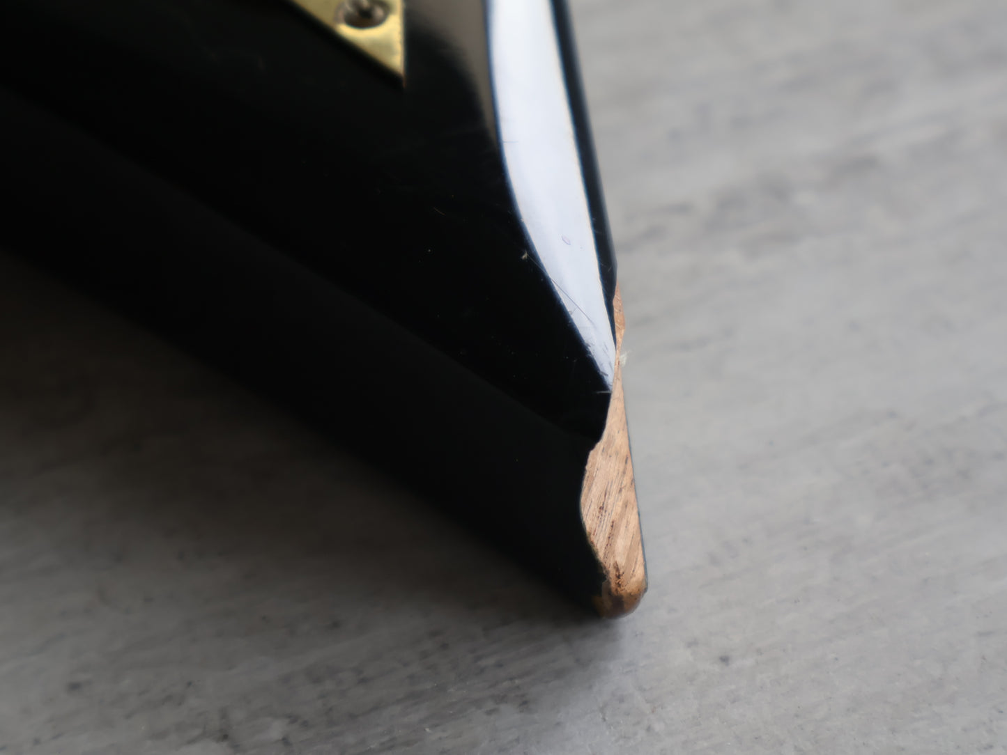 1985 Fernandes Japan FV-115RR Randy Rhoads Flying V (Black/Gold)