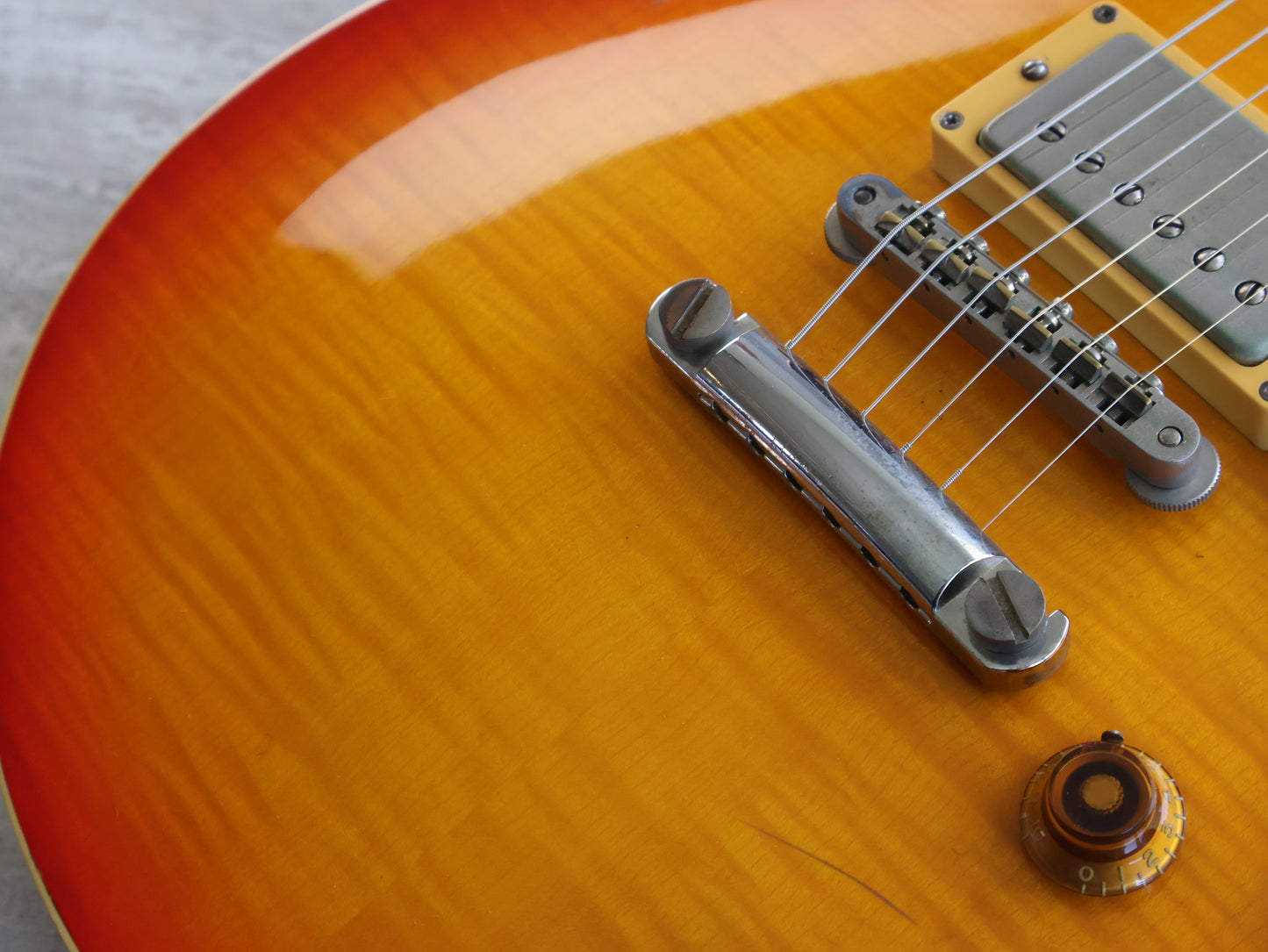 1981 Greco Japan EGF850 "Super Real" Les Paul Standard (Sunburst)