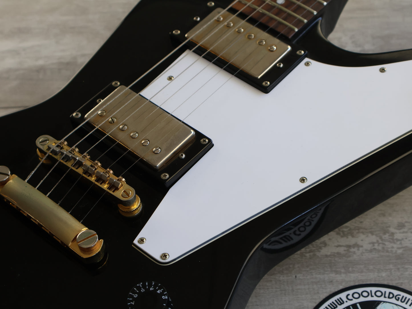 2008 Epiphone '58 1958 Reissue Explorer (Black)