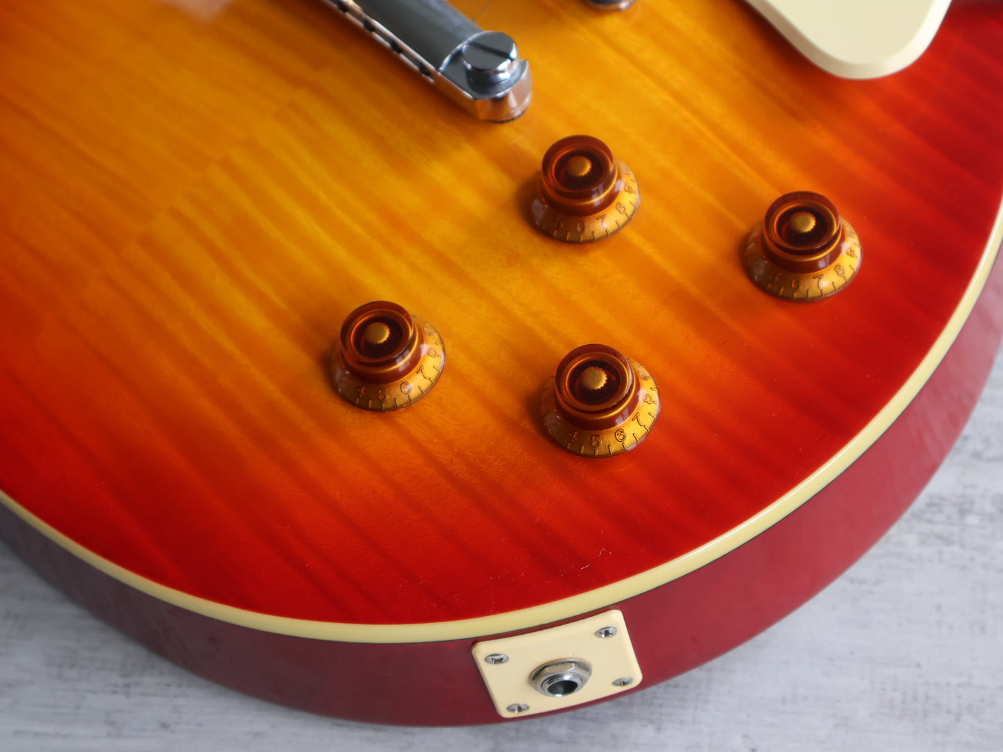 2004 Epiphone Les Paul Standard (Cherry Sunburst)