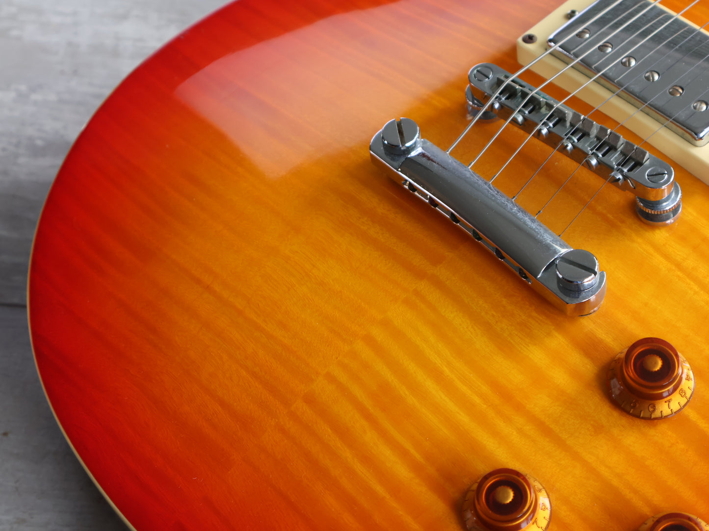 2004 Epiphone Les Paul Standard (Cherry Sunburst)