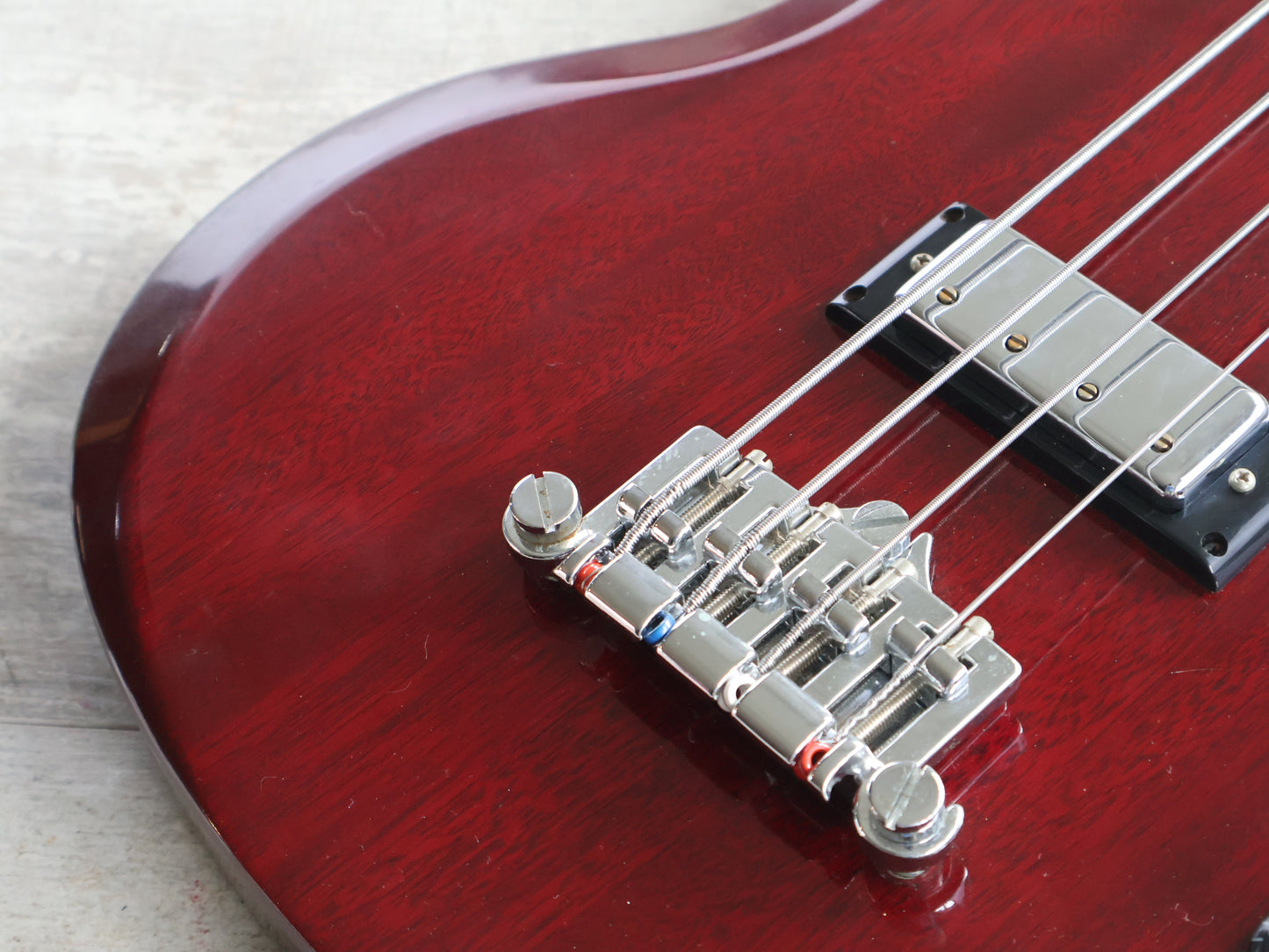 2006 Gibson USA SG Standard Double Cutaway Bass (Heritage Cherry)