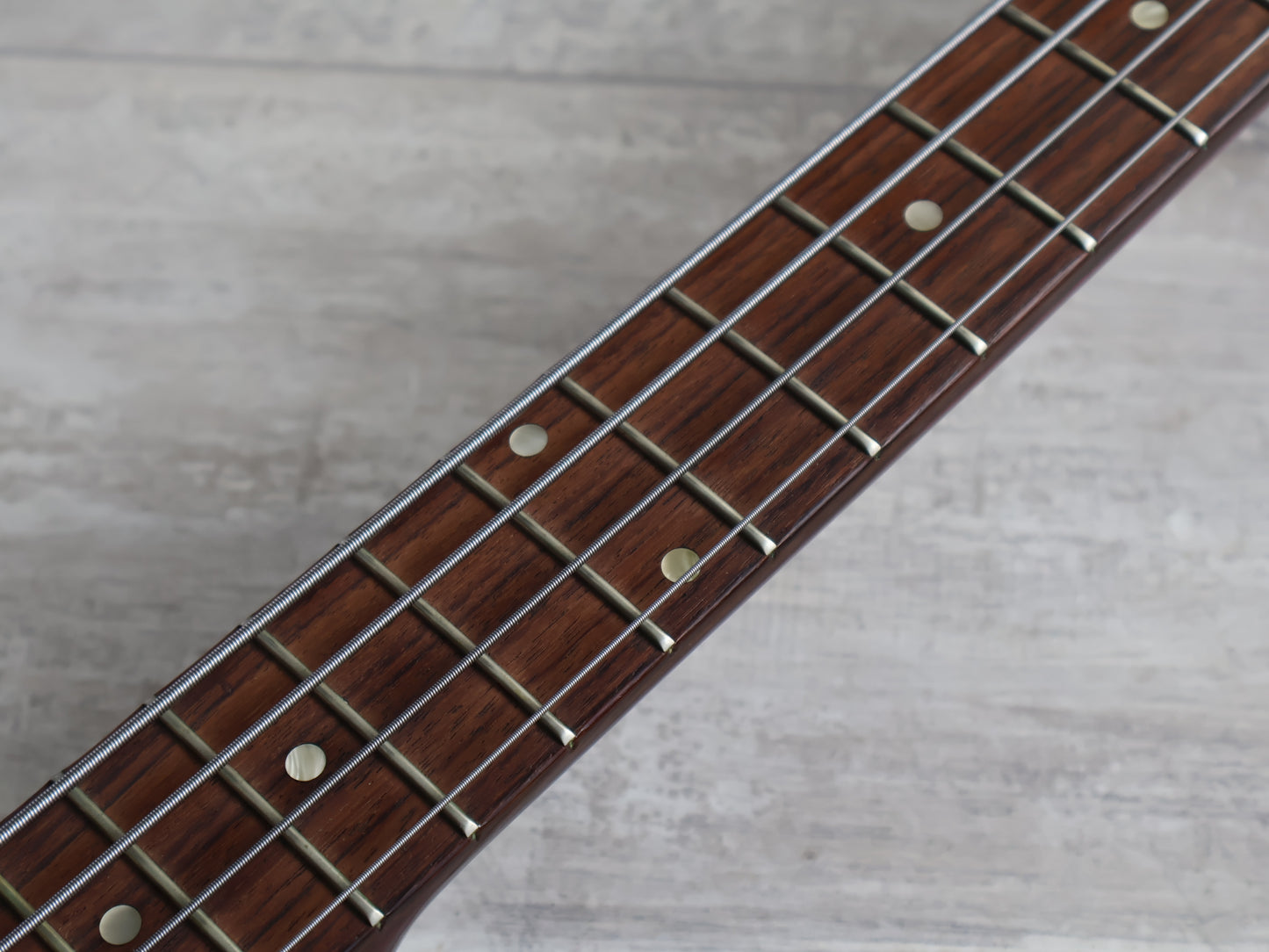 2006 Gibson USA SG Standard Double Cutaway Bass (Heritage Cherry)