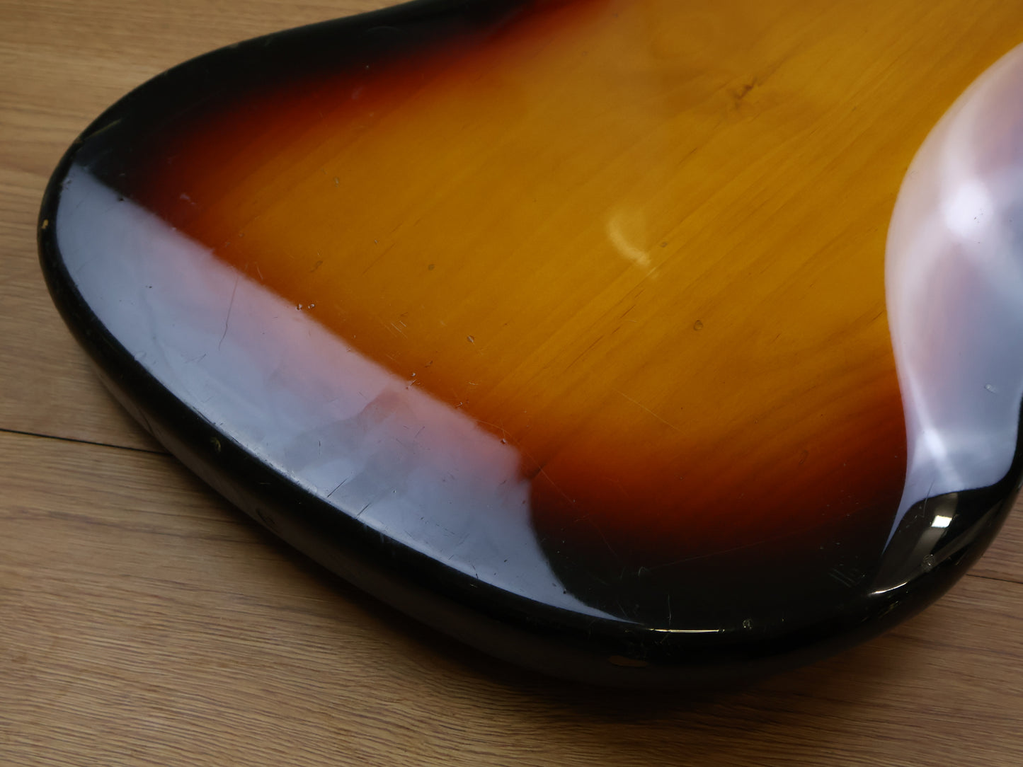 2002 Fender Japan '62 Reissue Jazz Bass (Sunburst)