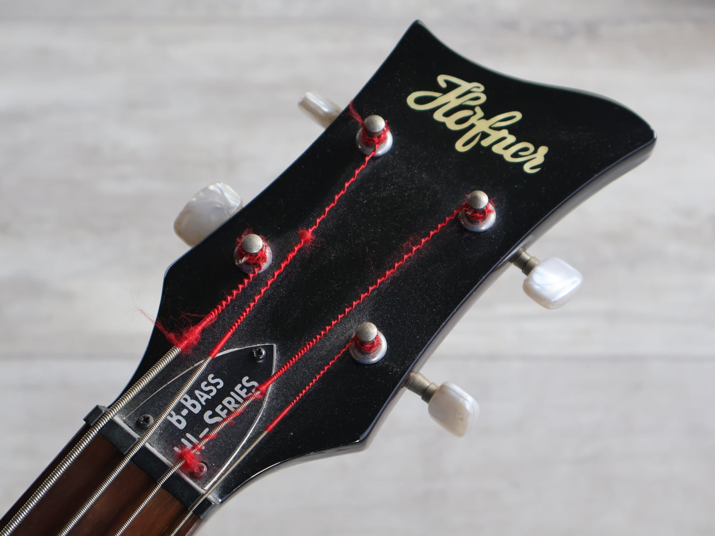 Hofner B-Bass Hi Series Violin Beatle Bass (Sunburst)