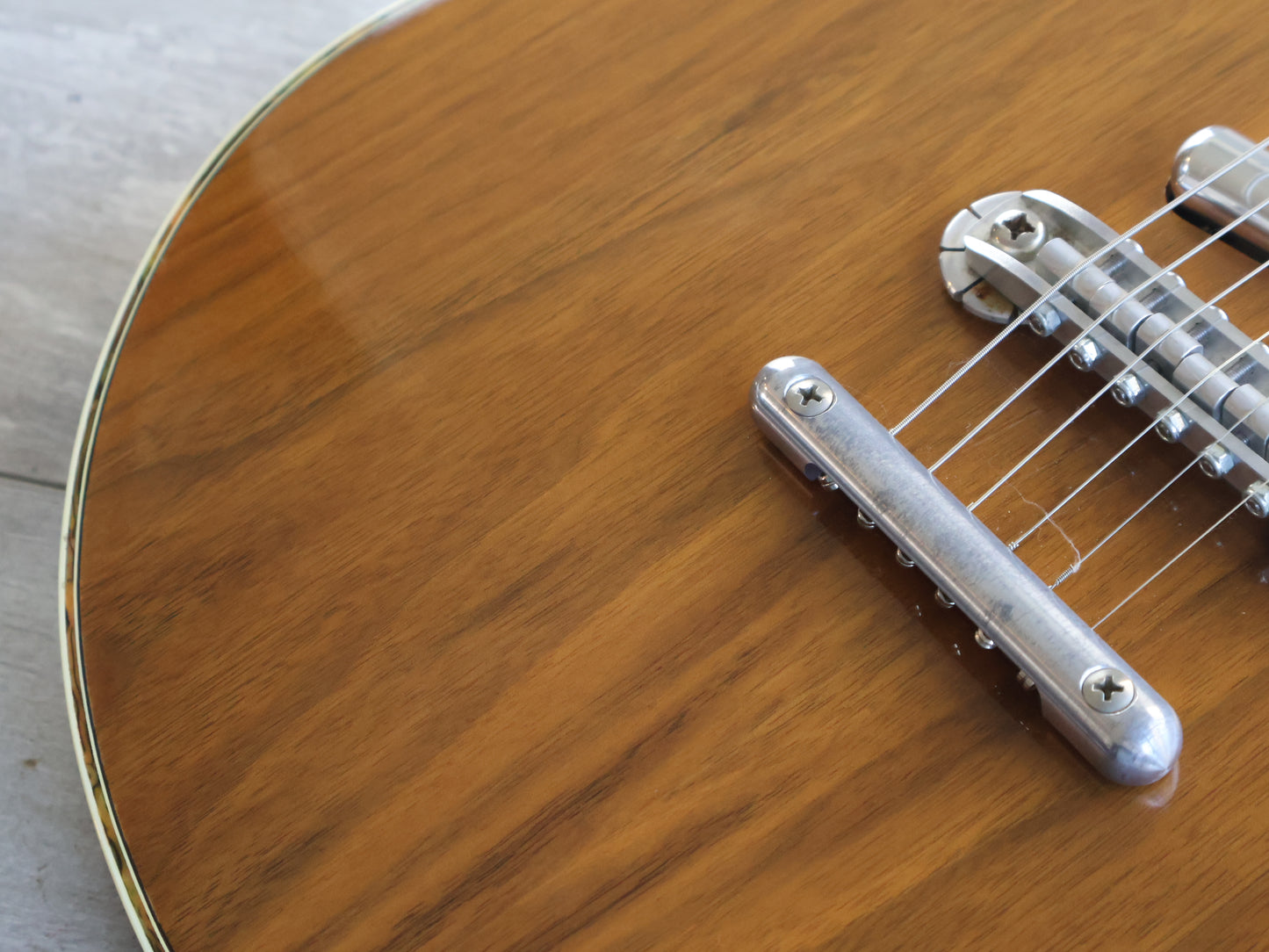 1990's Tune Japan TGX-823WN '56 Style Single Cutaway (Walnut)