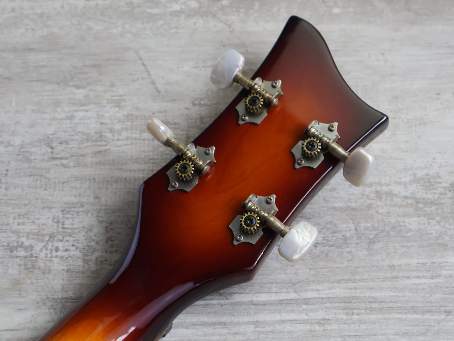 Hofner B-Bass Hi Series Violin Beatle Bass (Sunburst)