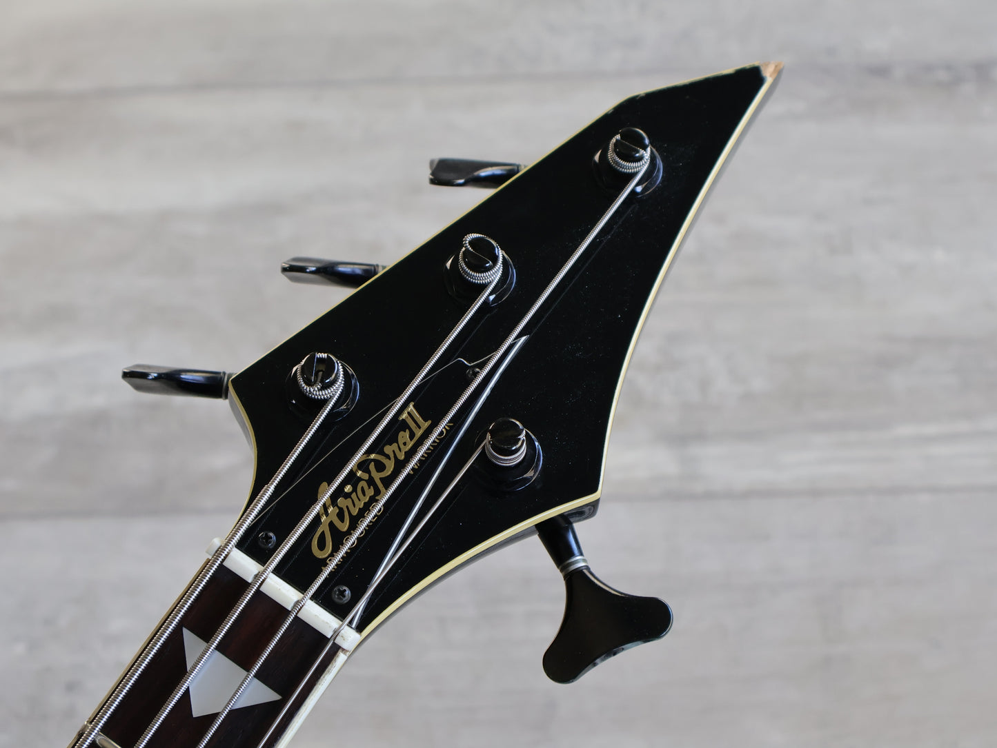 Aria Pro II Armoured Warrior Bass (Black)
