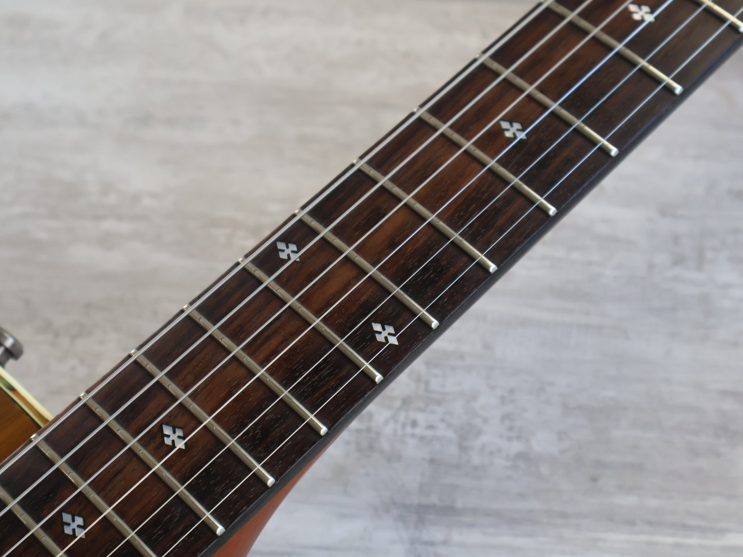 1990's Tune Japan TGX-823WN '56 Style Single Cutaway (Walnut)