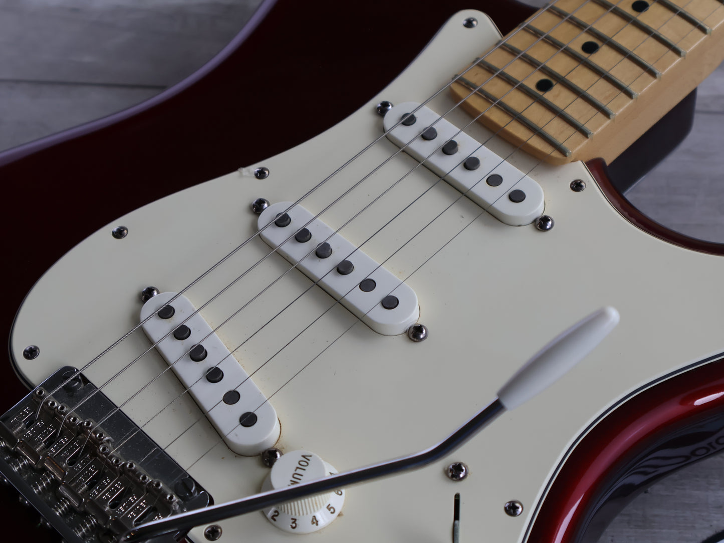 2008 Fender USA American Standard Stratocaster (Candy Cola)