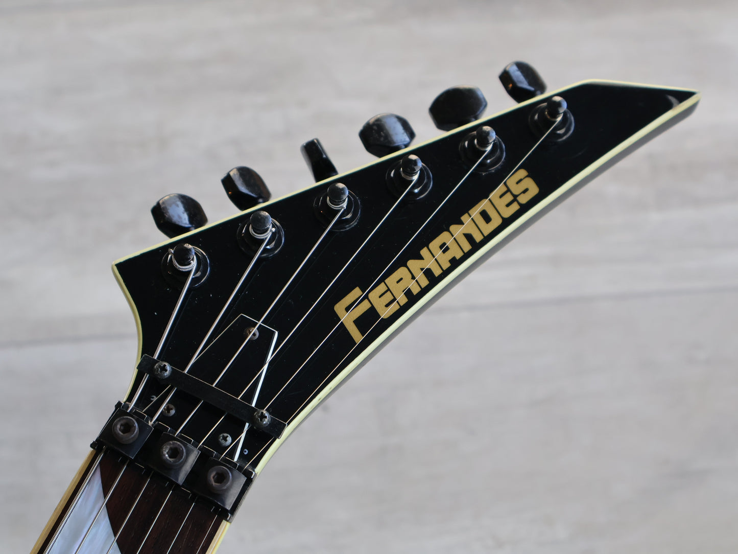 1990 Fernandes Japan JS-100 Rhoads Flying V (Black)
