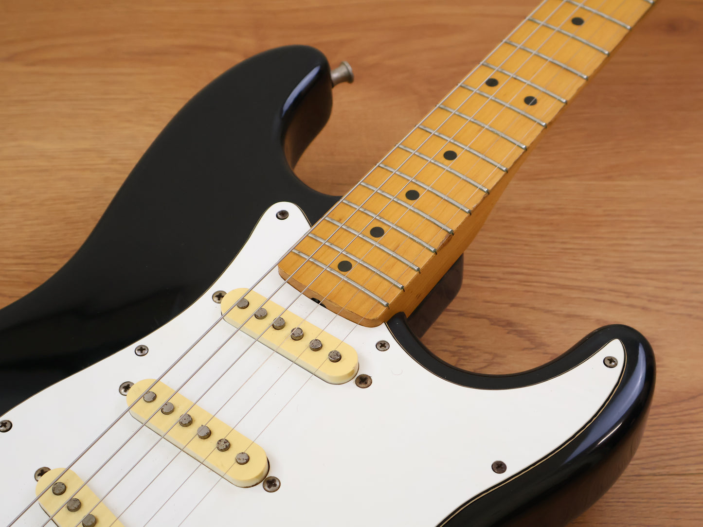1990 Fender Japan ST-STD Stratocaster Standard (Black)