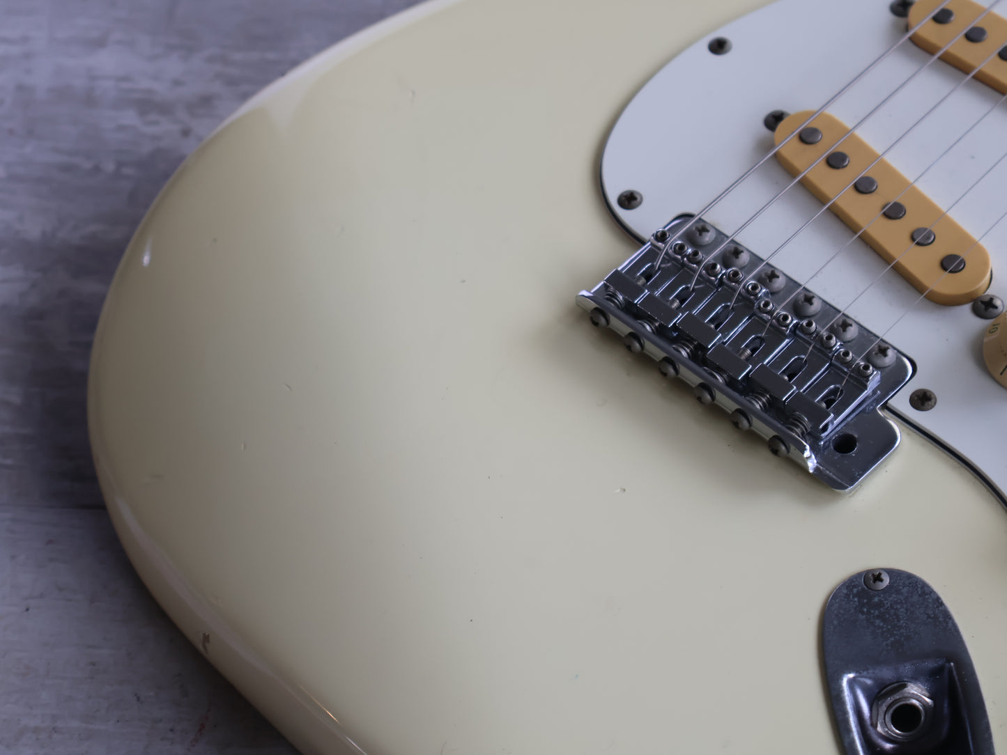 1989 Fender Japan "E Series" ST72-75 '72 Reissue Scalloped Stratocaster (Olympic White)