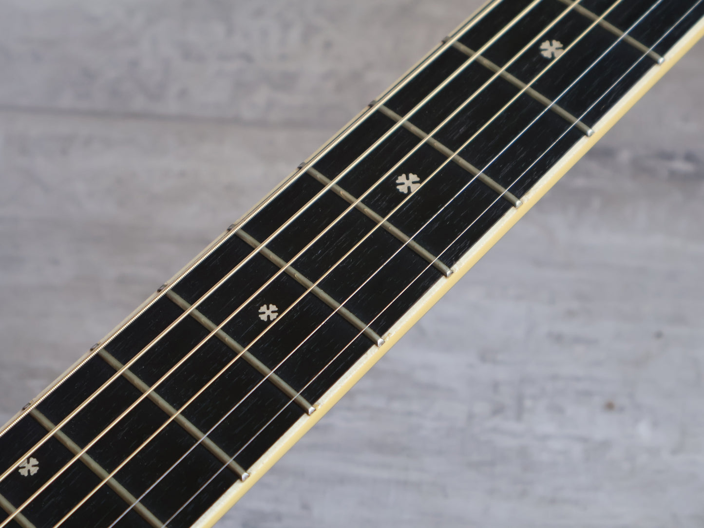 1980's Yamaha FG-302B OM Sized Acoustic