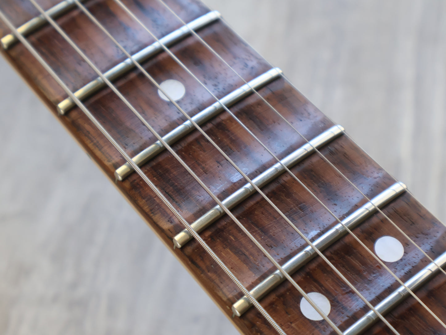 2006 Fender Japan ST72 '72 Reissue Scalloped Stratocaster (Vintage White)