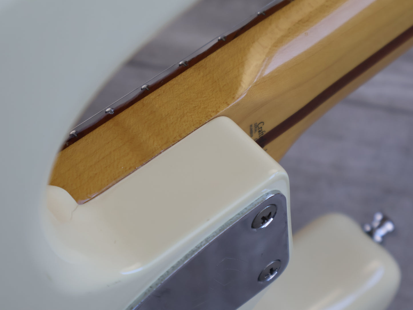 2006 Fender Japan ST72 '72 Reissue Scalloped Stratocaster (Vintage White)