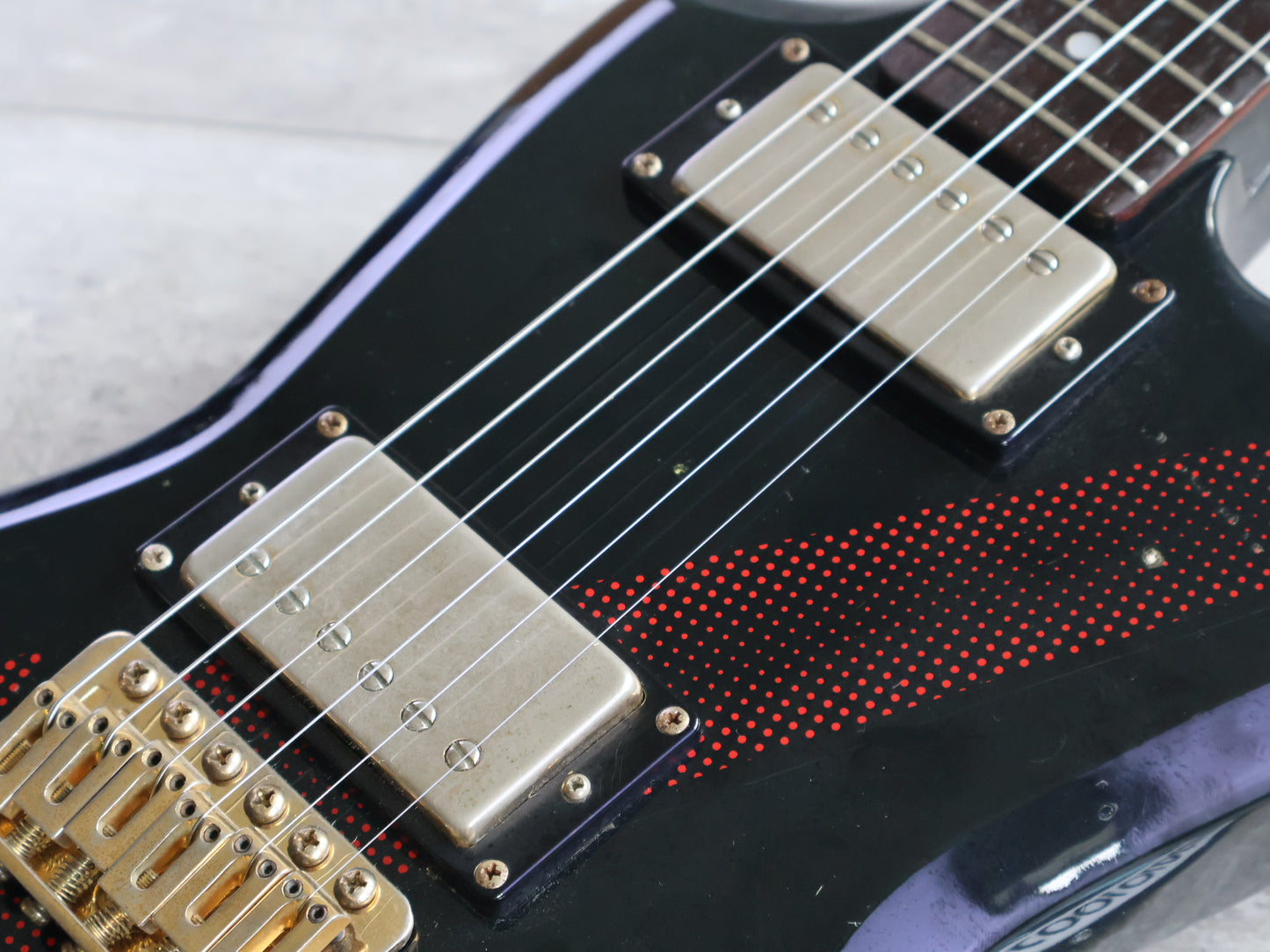 1983 Aria Pro II Japan ZZ Deluxe Explorer (Black/Red)