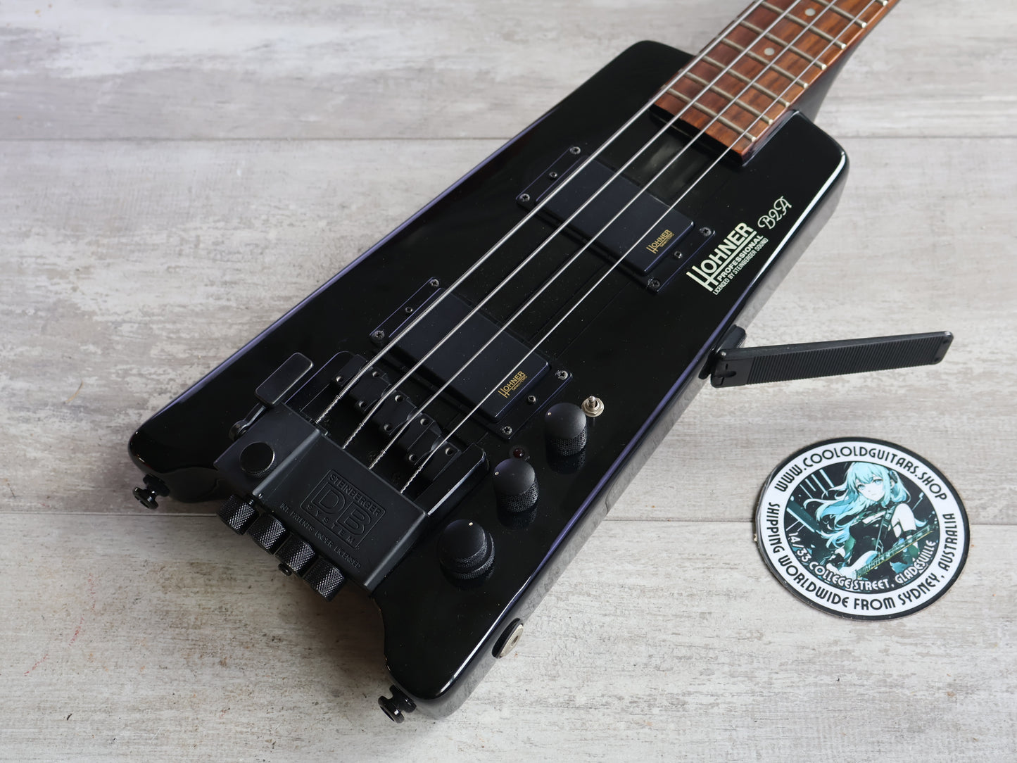 1990 Hohner B2A-DB Headless Paddle Bass Guitar w/Steinberger System