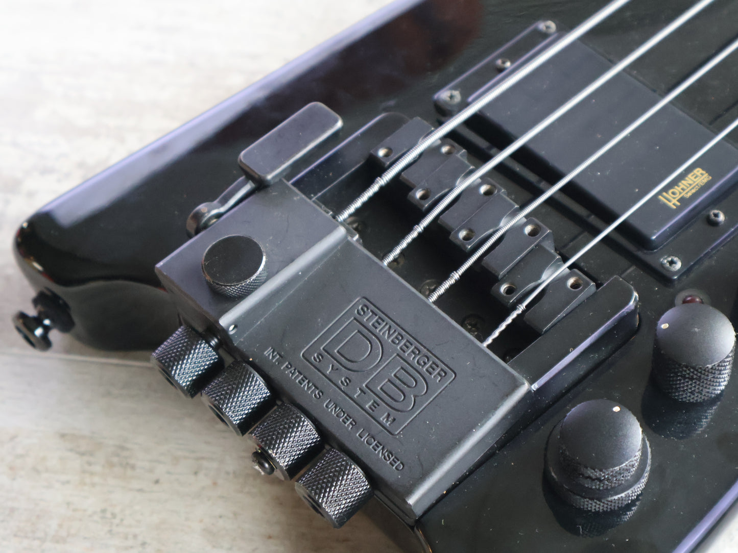 1990 Hohner B2A-DB Headless Paddle Bass Guitar w/Steinberger System