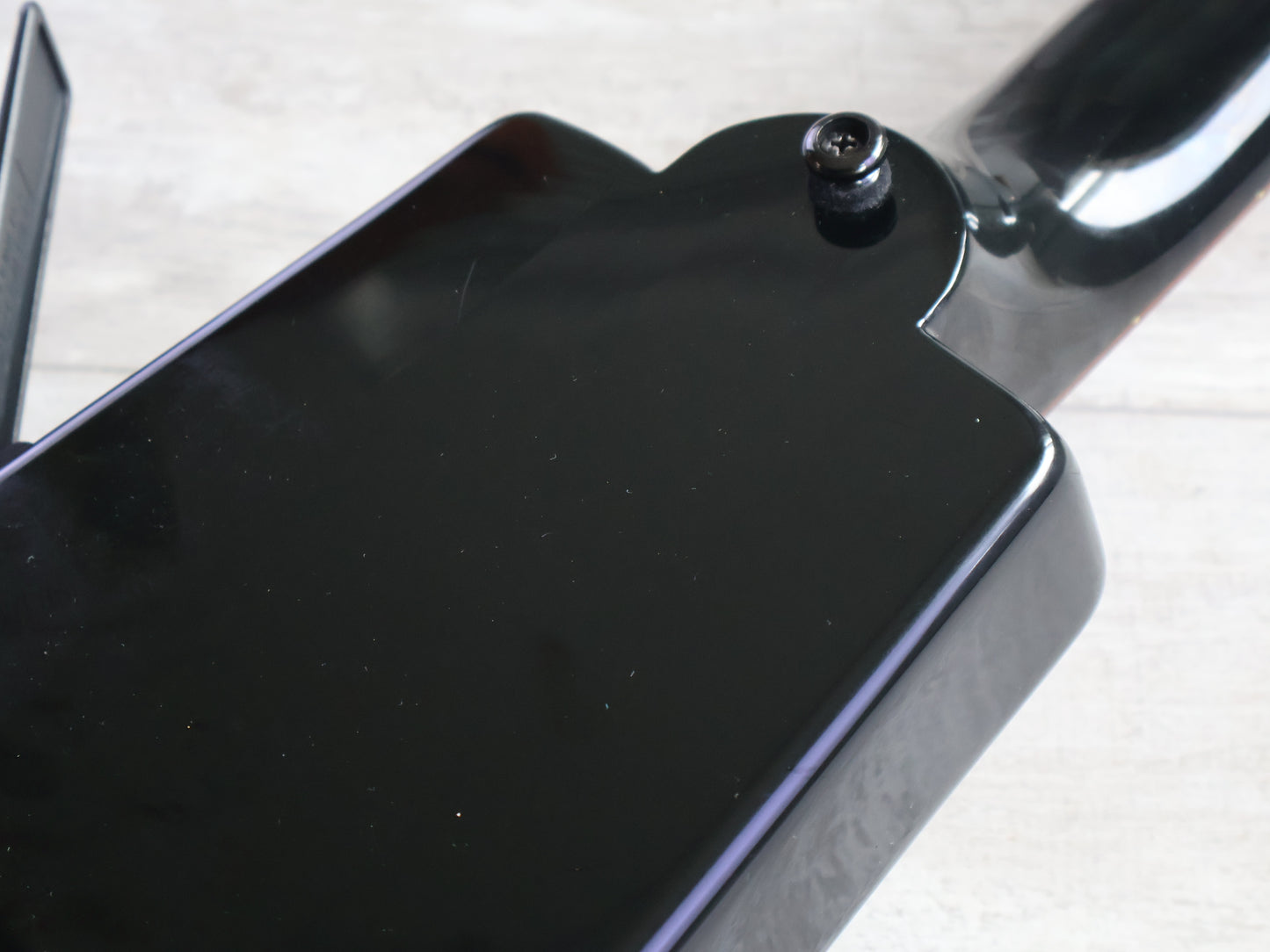 1990 Hohner B2A-DB Headless Paddle Bass Guitar w/Steinberger System