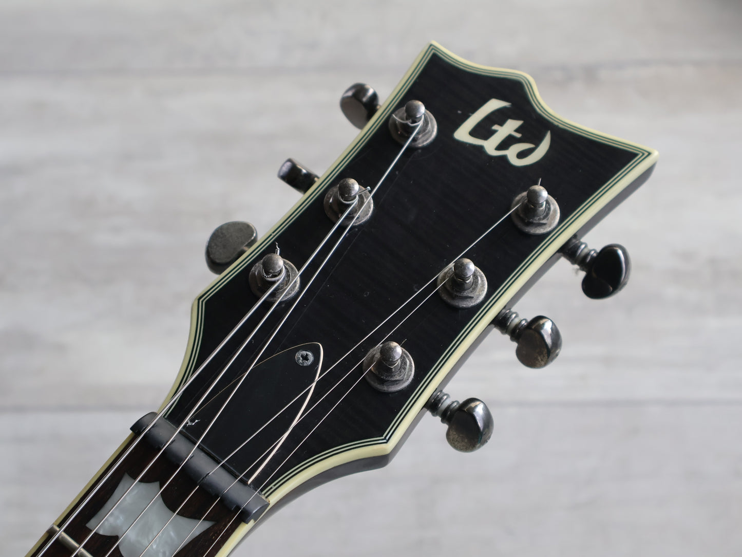 2010 LTD (by ESP) EC-401FM Single Cutaway w/EMG's (Transparent Black)