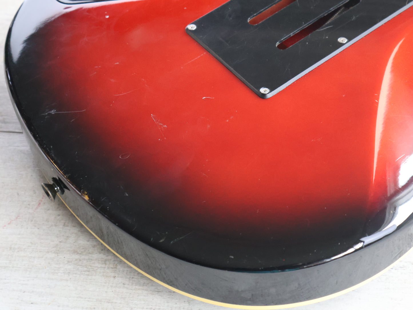 1987 Yamaha Japan SFX-III Kyoji Yamamoto Artist Model (Red & Black Sunburst)