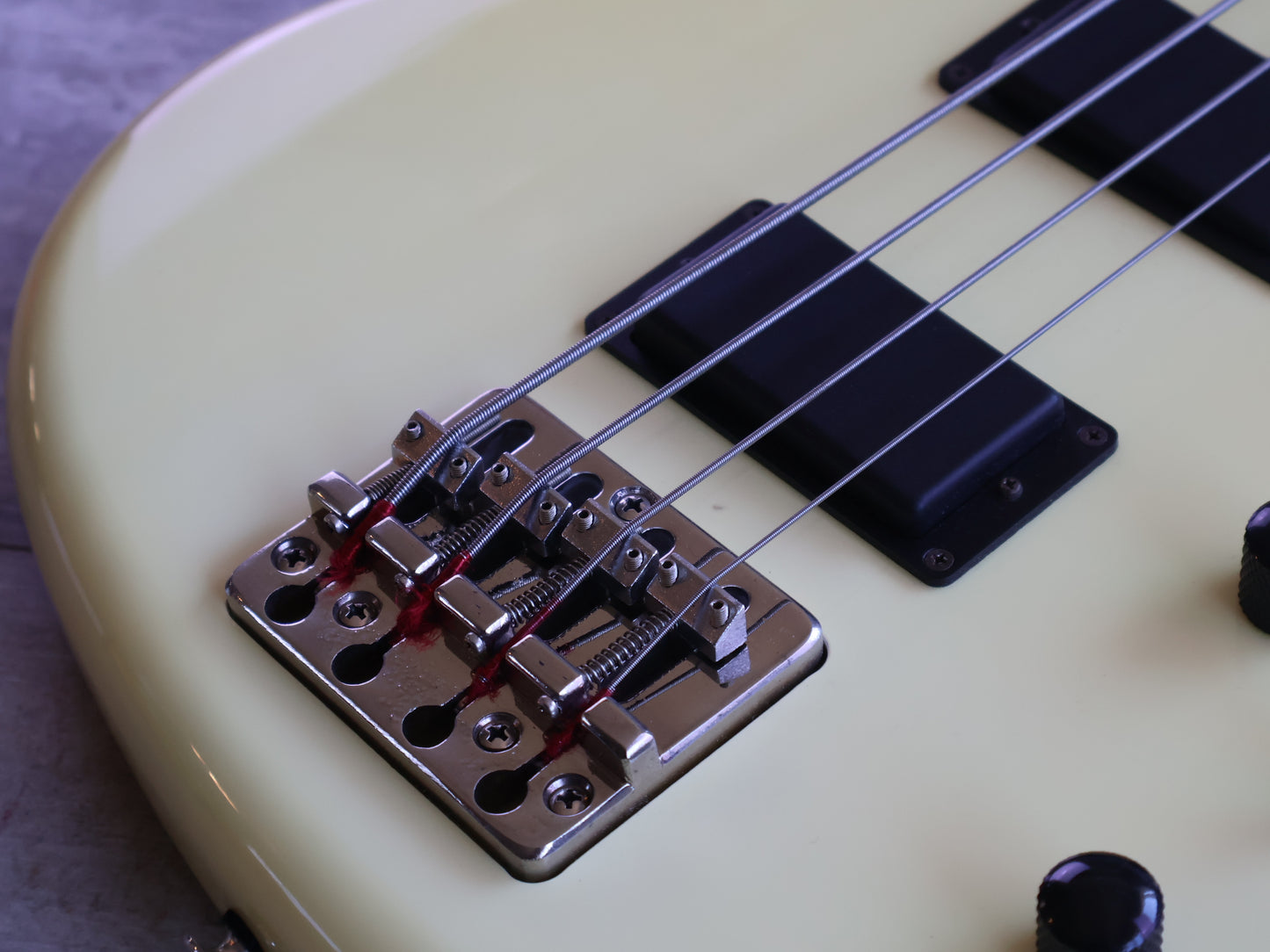 1985 Aria Pro II Japan RSB-Medium II Bass (Pearl White)