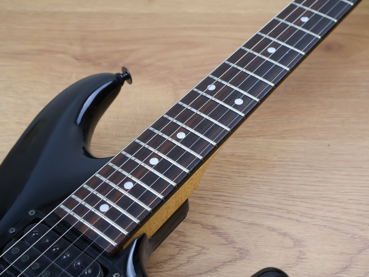 1990 Ibanez Japan 440R Radius Series HH Superstrat (Black)