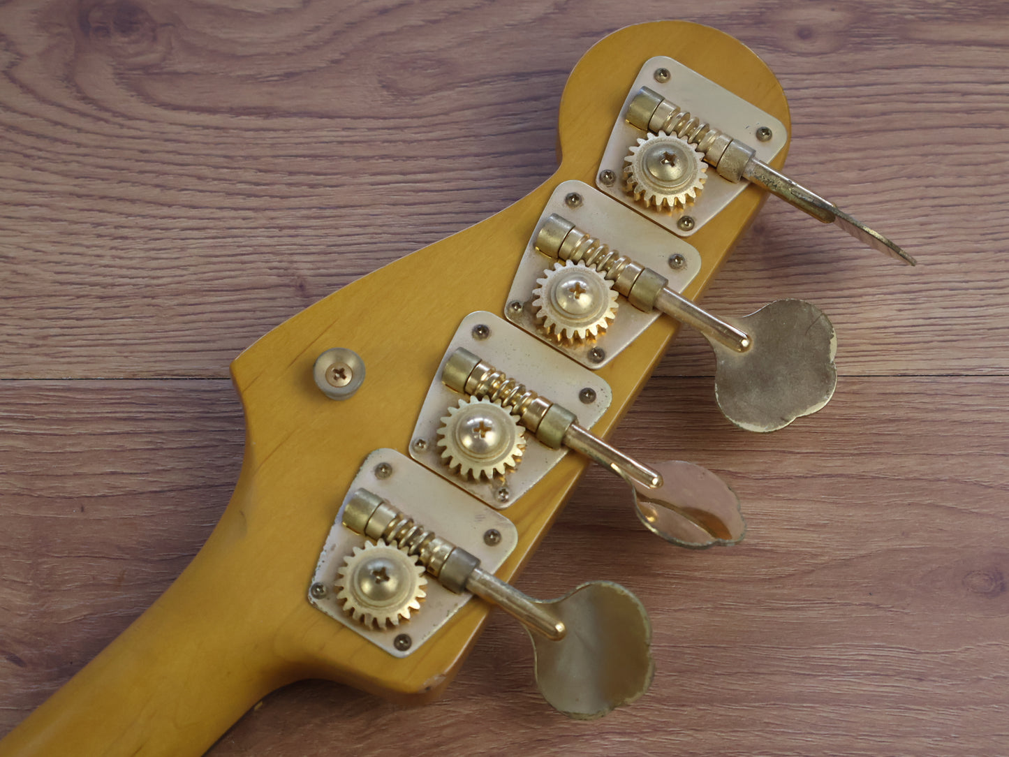 1993 Fender Japan JB62G-70 '62 Reissue Jazz Bass (Transparent Blue)