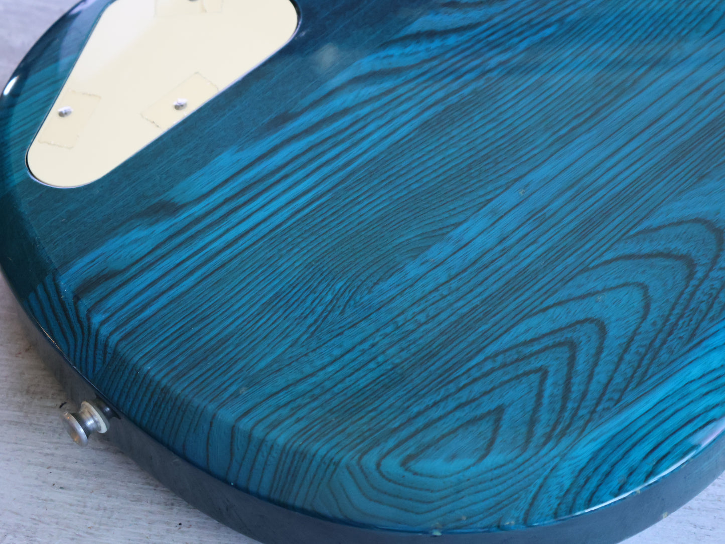 1982 Aria Pro II Japan CSB-380 Cardinal Medium Scale Bass (Transparent Blue)