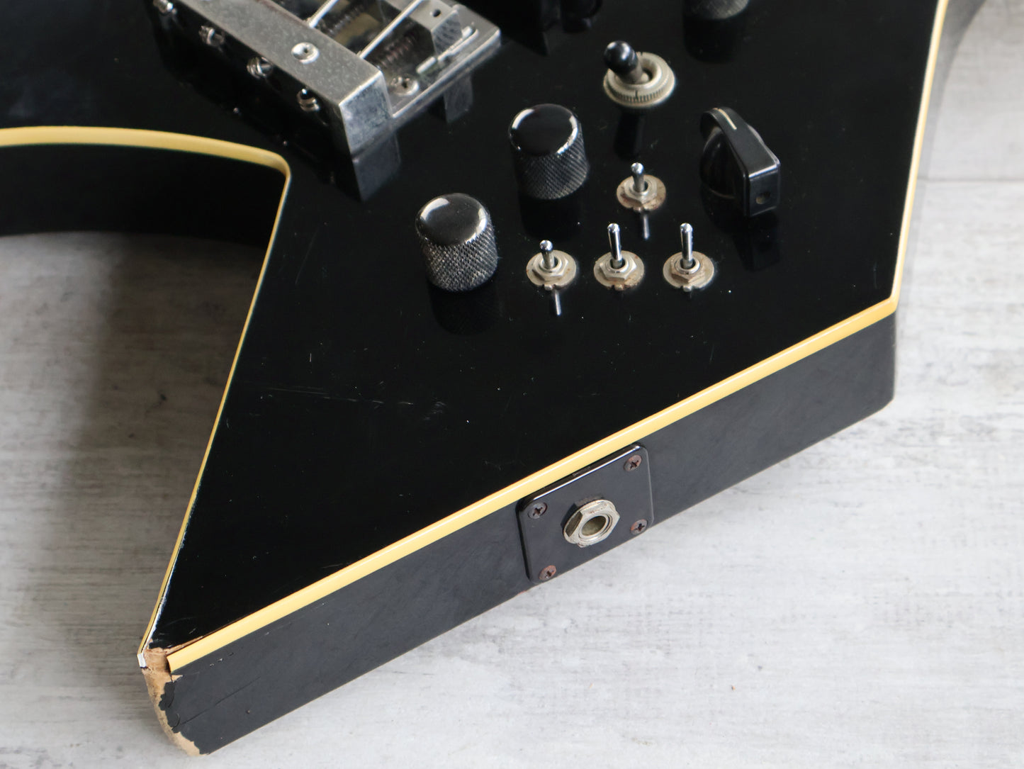 1985 BC Rich Japan NJ Series WB-II Warlock Bass w/Varitone (Black)