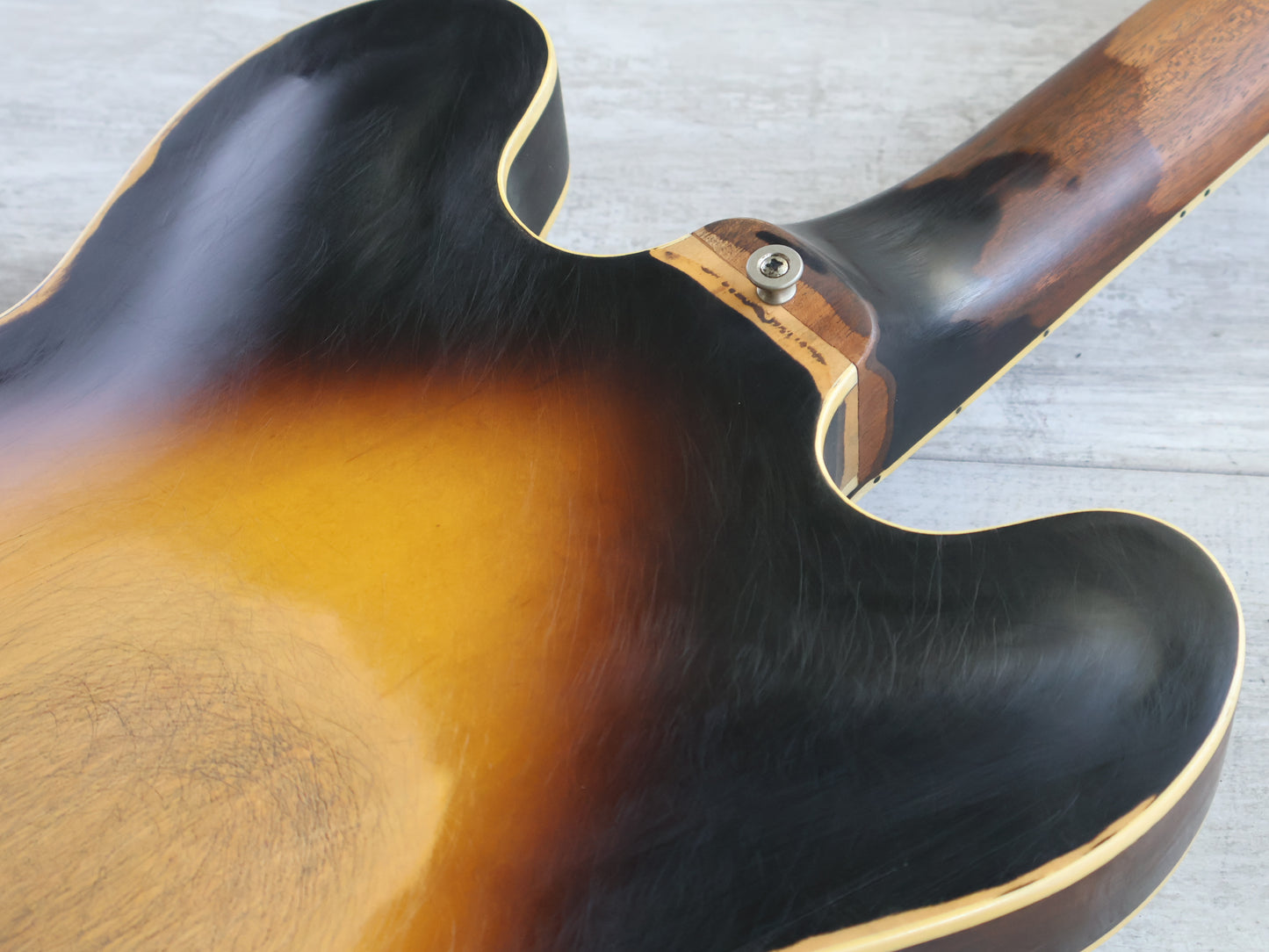 1980 Tokai Japan ES-100 Semi Hollowbody ES-335 (Vintage Sunburst)