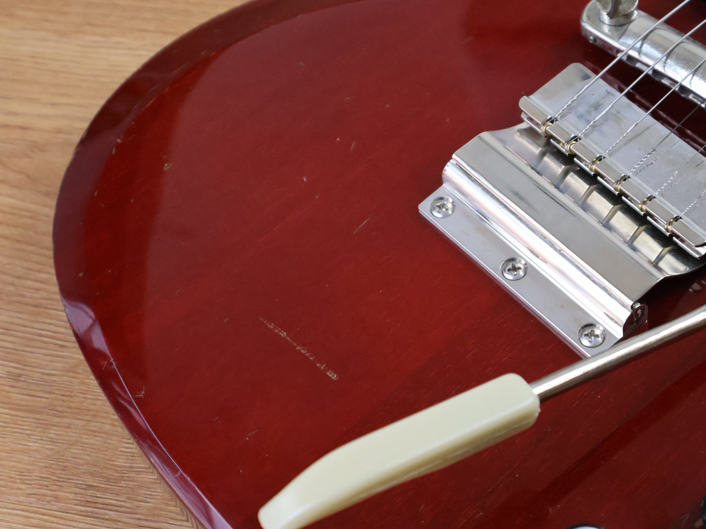 1991 Greco Japan SS-600S SG Special w/Vibrola (Cherry Red)
