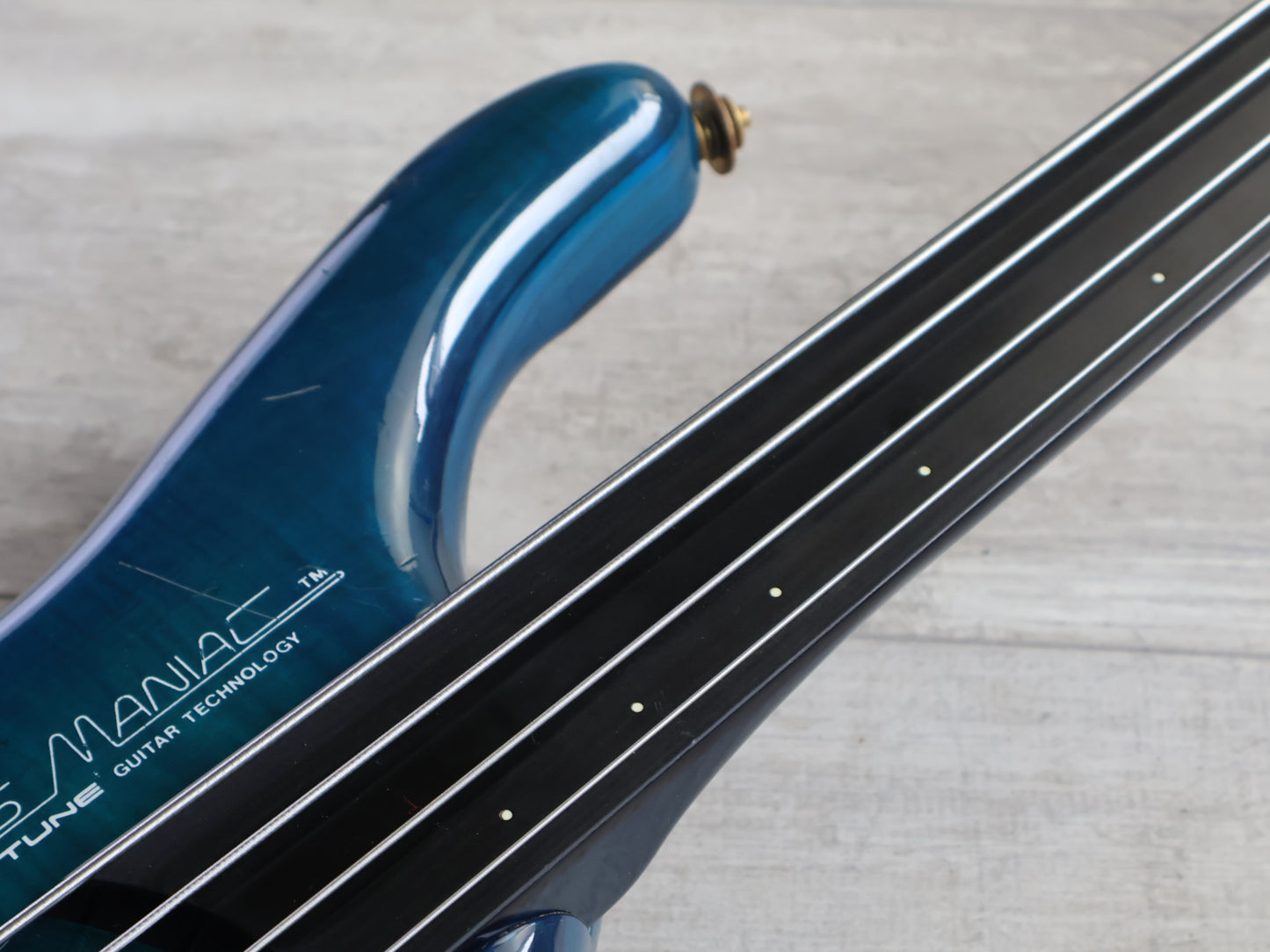 1980's TUNE "Bass Maniac" Japan TB-02 Fretless Bass Guitar (Transparent Blue)