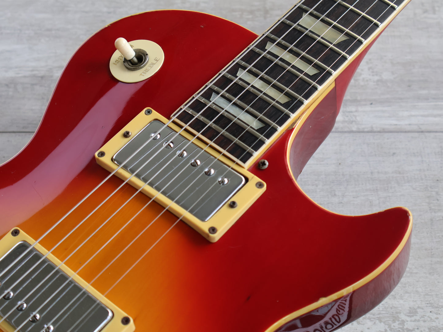 1978 Greco Japan EG-700 Les Paul Standard (Sunburst)