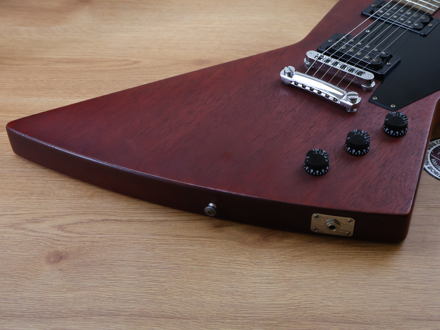 2008 Gibson USA '76 Reissue Explorer Satin (Faded Cherry)