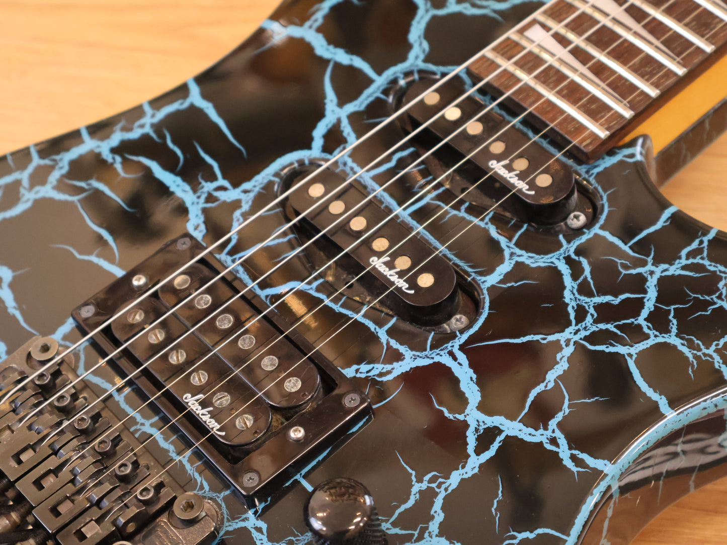 1990 Charvel Jackson Japan DK-090-SSH Dinky (Blue Crackle)